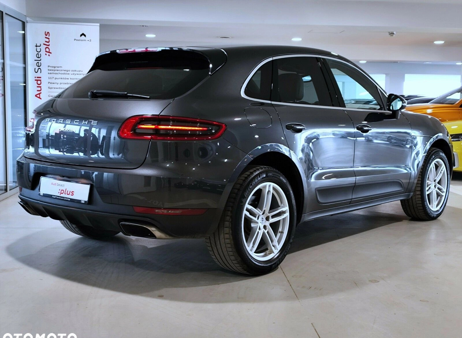 Porsche Macan cena 167900 przebieg: 138000, rok produkcji 2016 z Przedecz małe 562